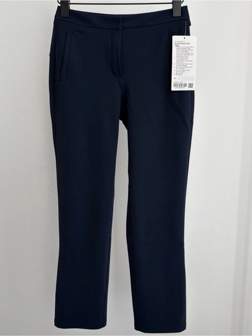 Lululemon BNWT On The Move Pants Sz 6 Navy